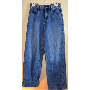 Gap Classic Blue Denim High/Rise Mom Jeans